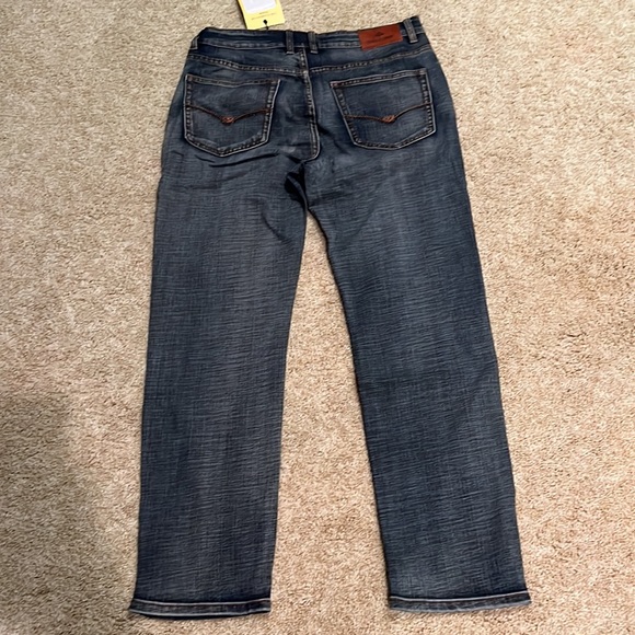 Men’s Fashion Straight Leg Denim Jeans, Size 32, Medium Wash, NWT NEW WITH TAGS - Picture 4 of 15